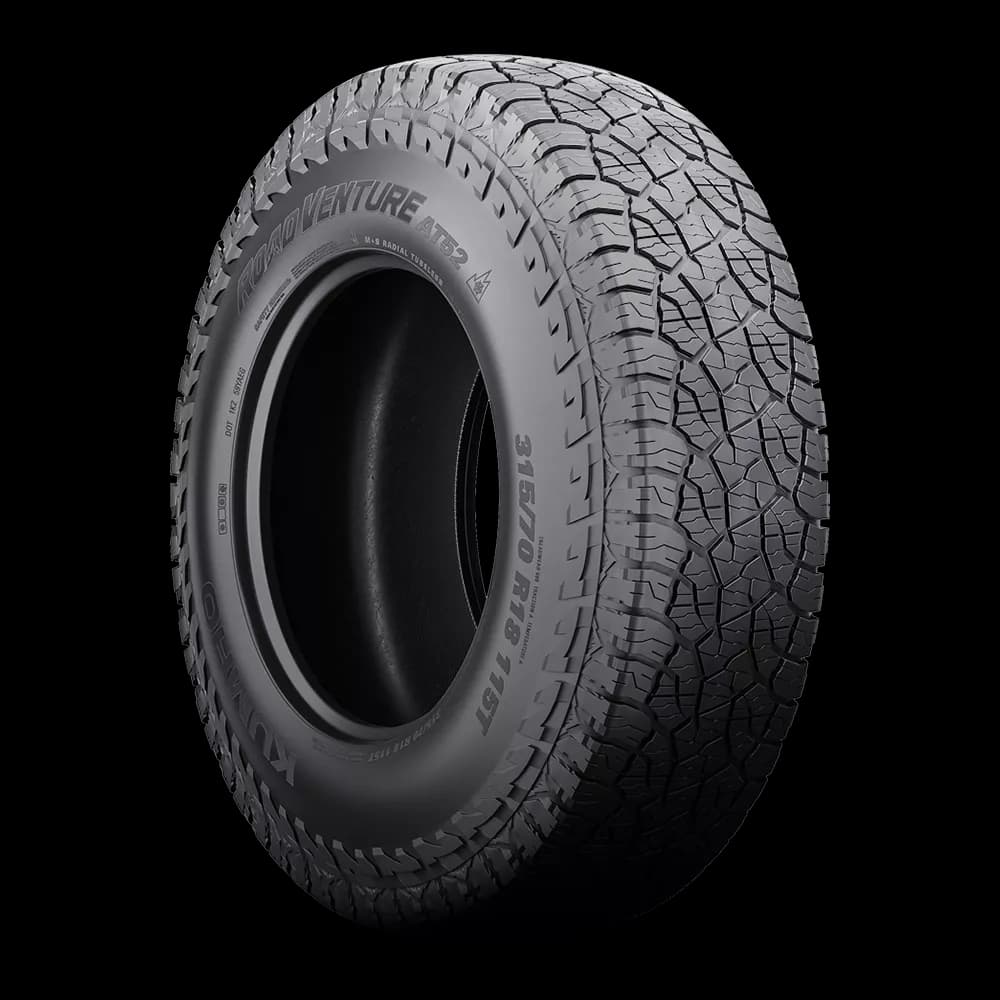 285/45R22 Kumho Road Venture AT52