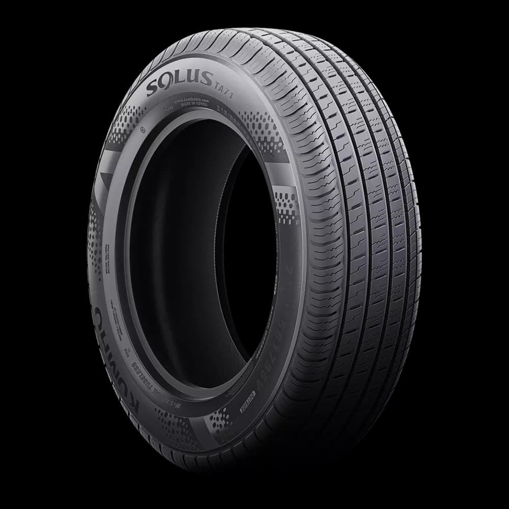 235/55R18 Kumho Solus TA71