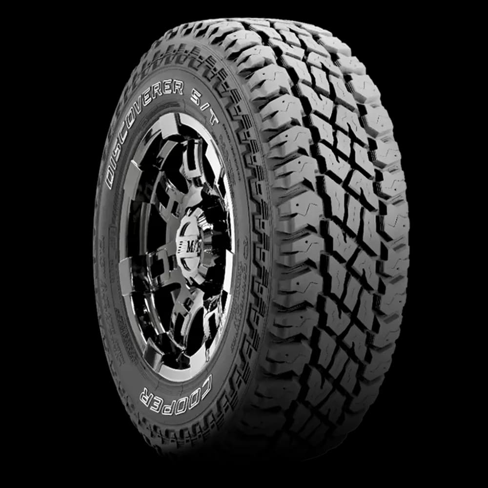 Cooper Discoverer S/T Maxx